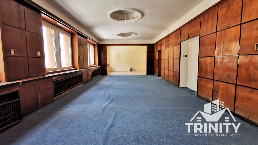 NA PRENÁJOM - kancelárske priestory v centre mesta Nové Zámky