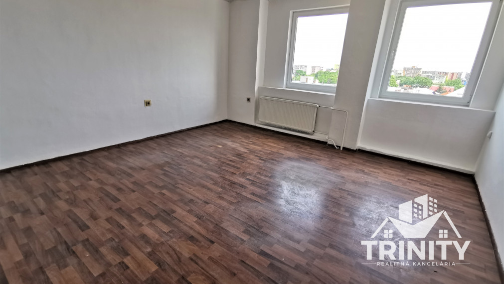 NA PRENÁJOM - kancelárske priestory priamo v centre mesta Nové Zámky