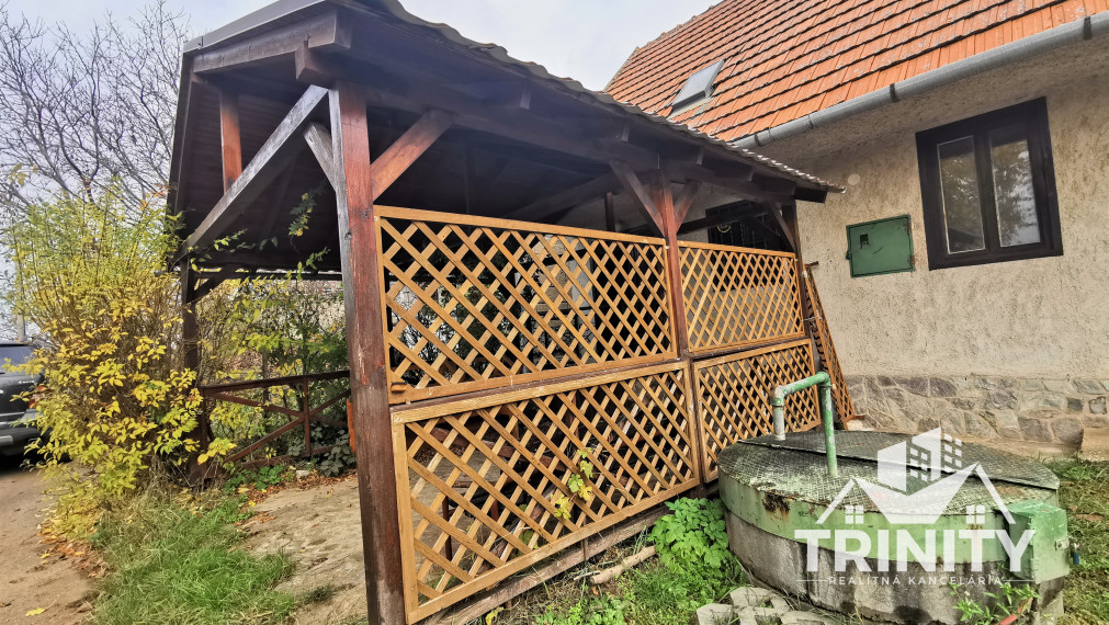 PREDANÉ - Záhradná chata na predaj v obci Chotín