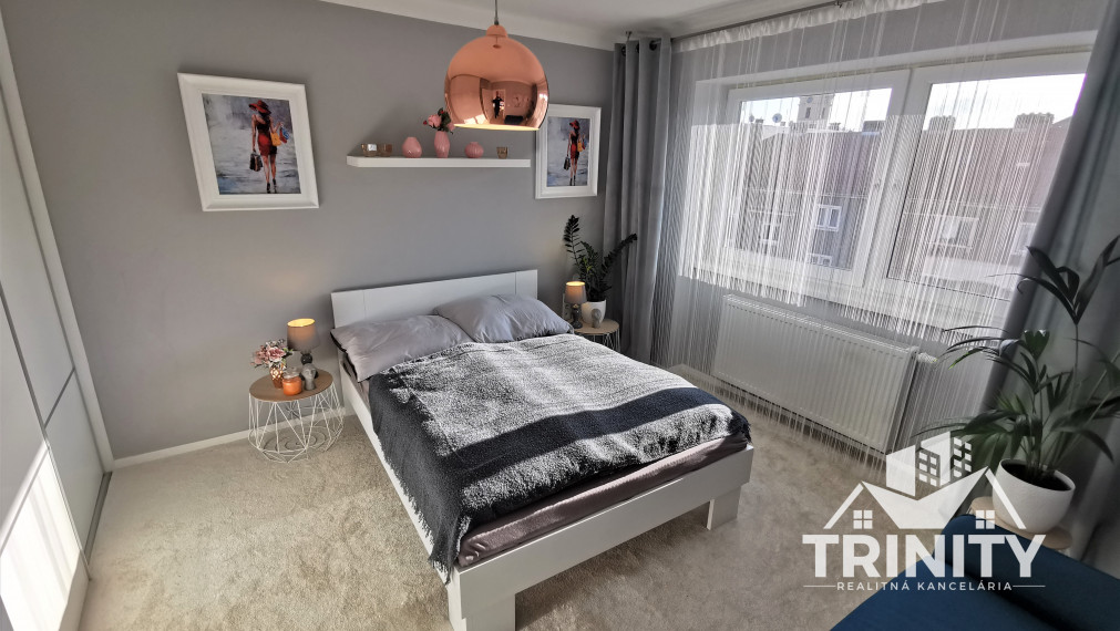 3D obhliadka - Moderný 2-izbový byt v centre na PREDAJ v Nových Zámkoch