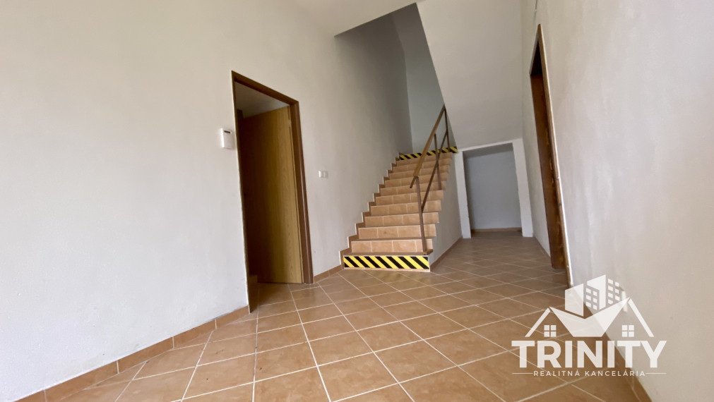 NA PREDAJ rodinný dom v obci Palárikovo