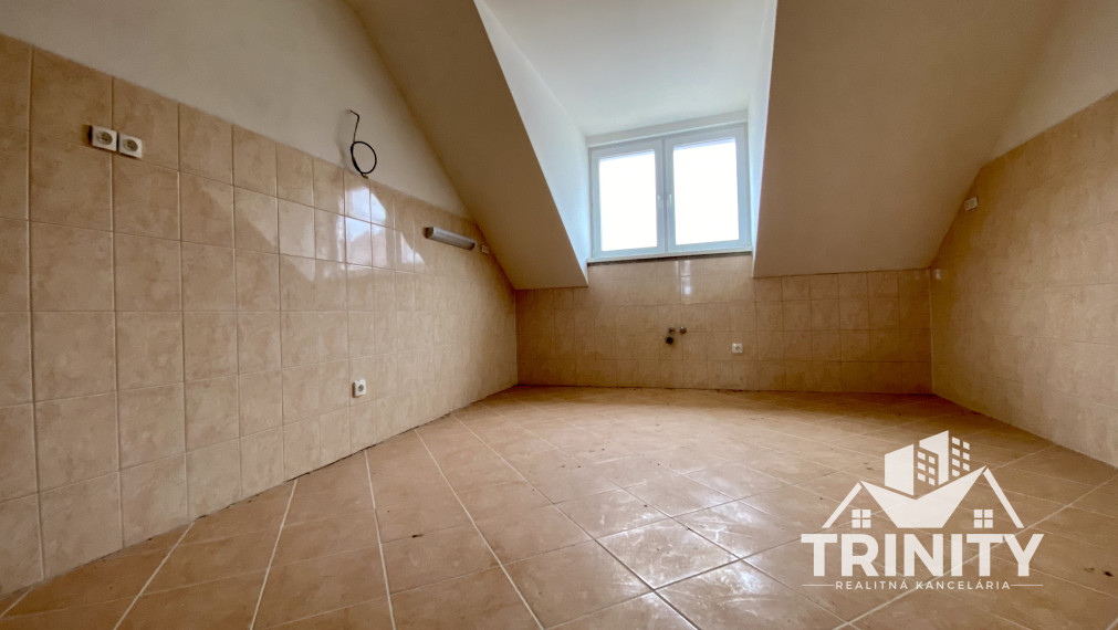 NA PREDAJ rodinný dom v obci Palárikovo