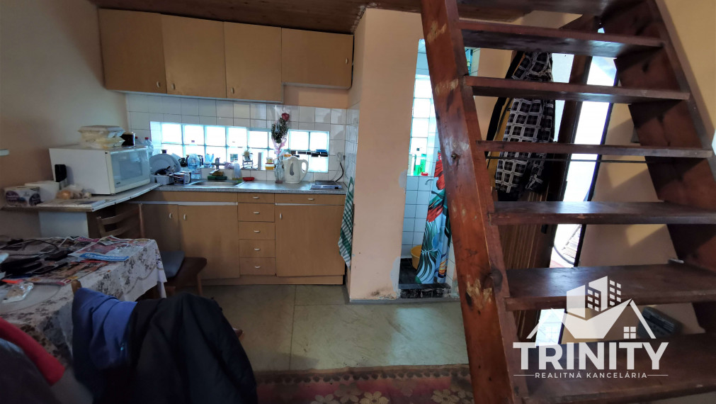 Na predaj murovaná chata na Zúgove v Nových Zámkoch