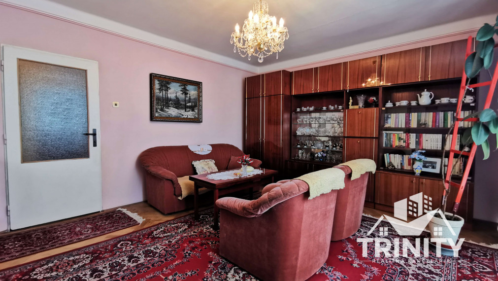 NA PREDAJ 3-izbový byt s garážou a balkónom priamo v centre mesta Komárno