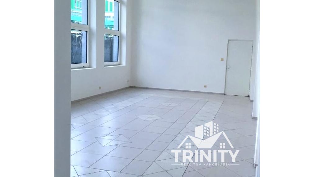 Na predaj skladové priestory v meste Hurbanovo