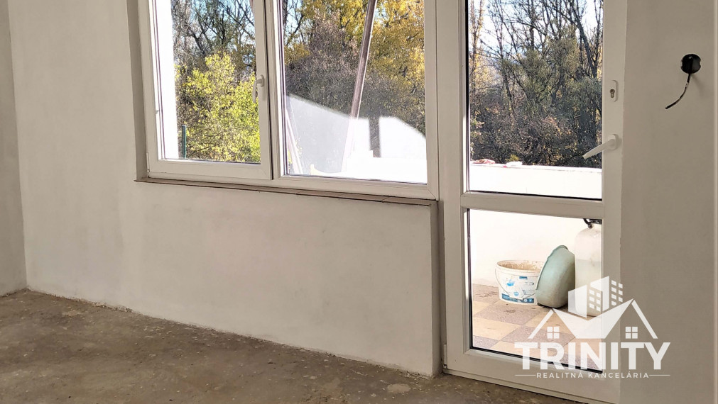 Na predaj murovaná chatka v Kamenici nad Hronom