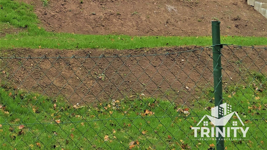 Na predaj murovaná chatka v Kamenici nad Hronom