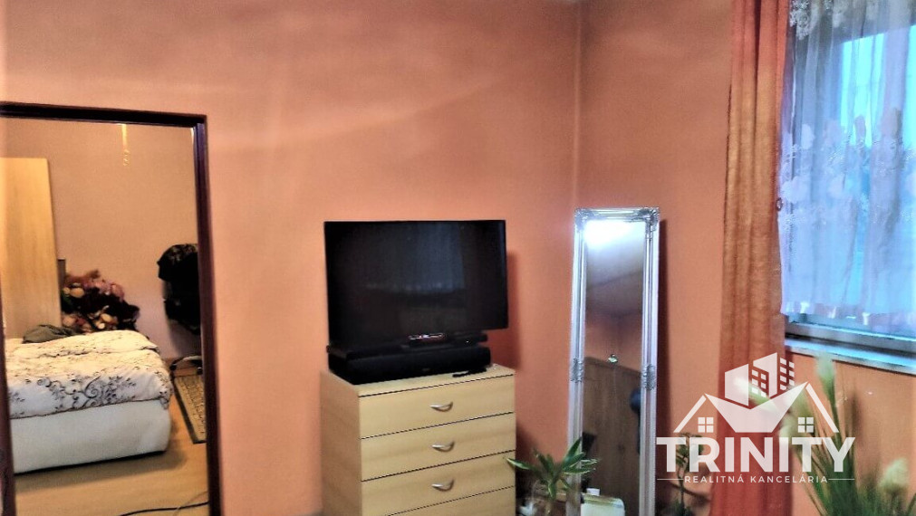 Na predaj 4-izbový rodinný dom v obci  Tvrdošovce