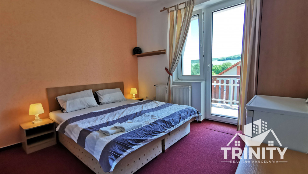 IBA U NAS - Na predaj poschodový penzión v obci Podhájska, Nová CENA