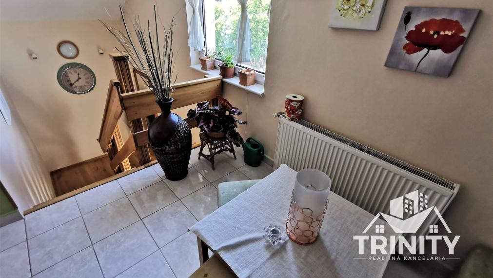 IBA U NAS - Na predaj poschodový penzión v obci Podhájska, Nová CENA