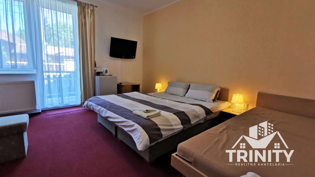 IBA U NAS - Na predaj poschodový penzión v obci Podhájska, Nová CENA