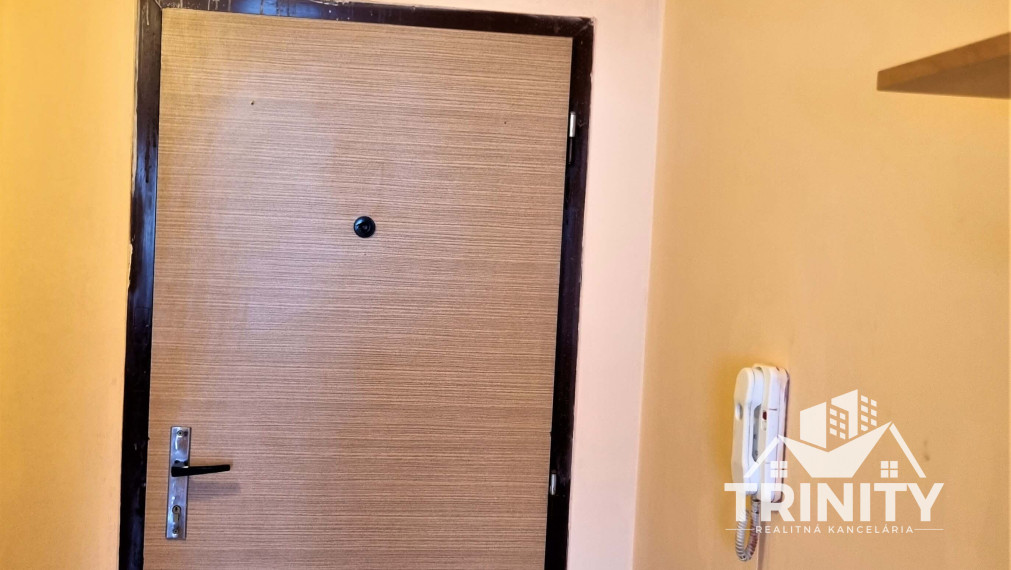 Na prenájom garsónka v Nových Zámkoch