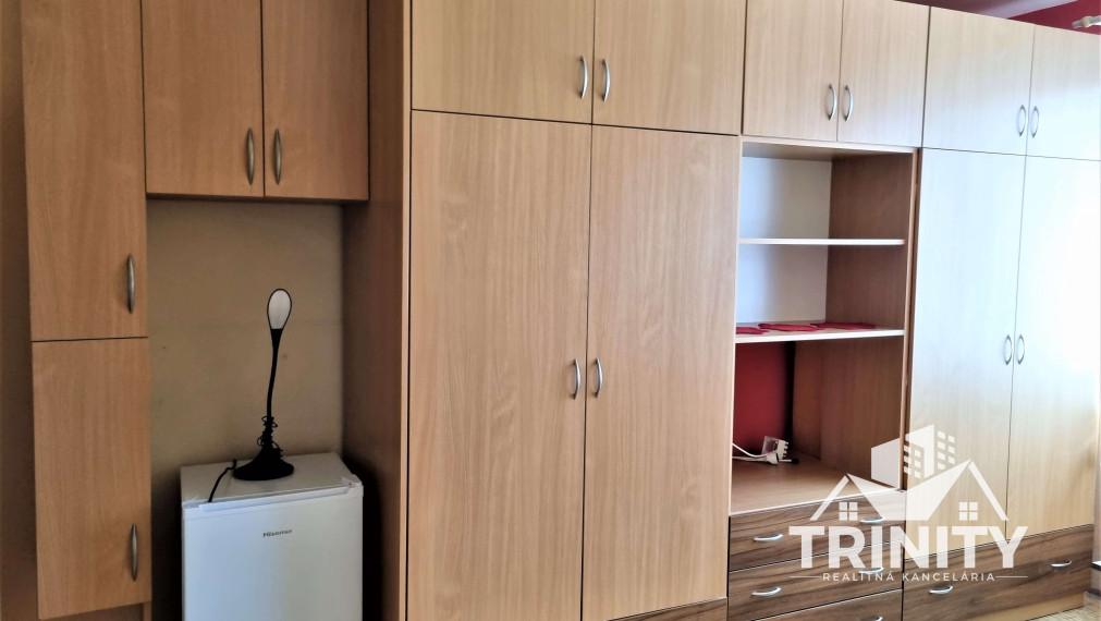 Na prenájom garsónka v Nových Zámkoch