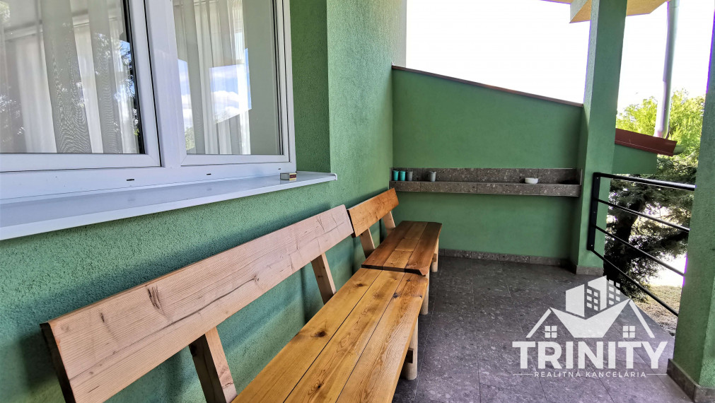 Na predaj polyfunkčná budova v Nových Zámkoch