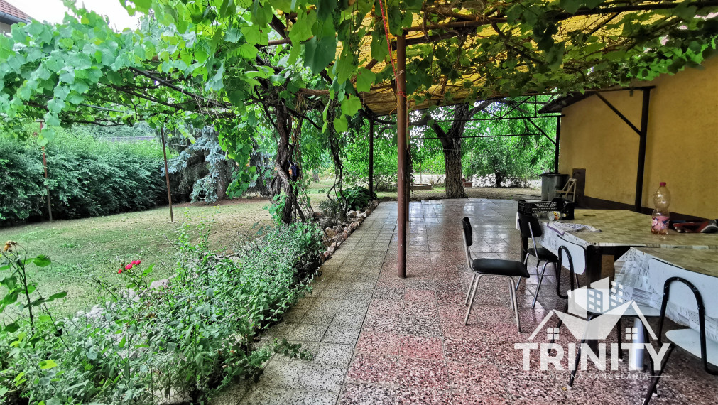 Na predaj 4-izbový rodinný dom v obci Trávnica