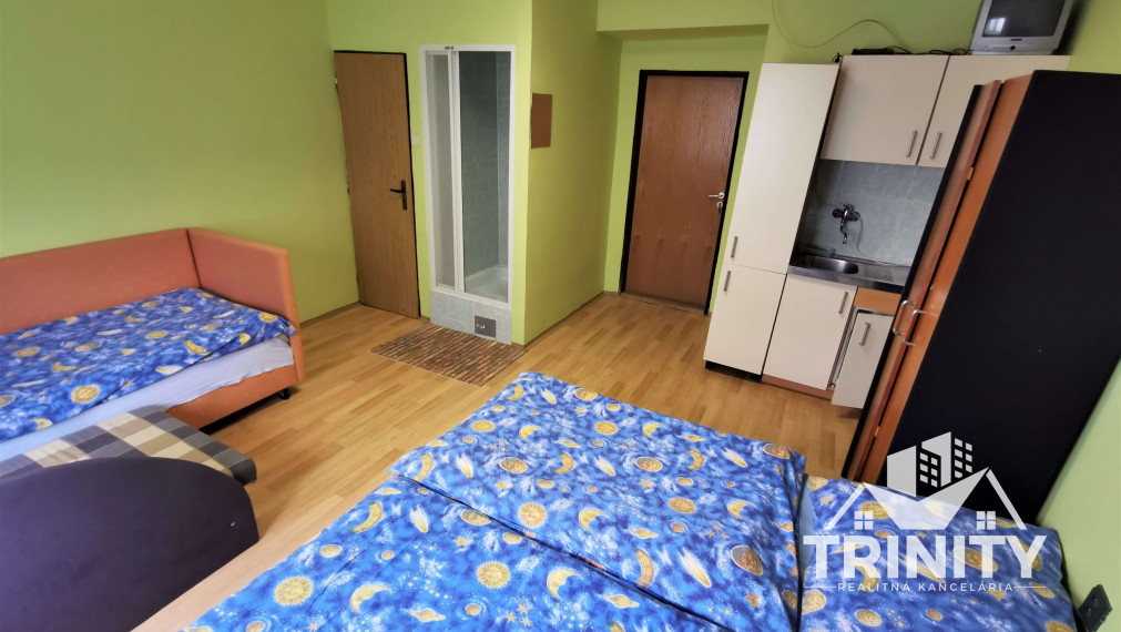 Na predaj 4-izbový rodinný dom v obci Trávnica