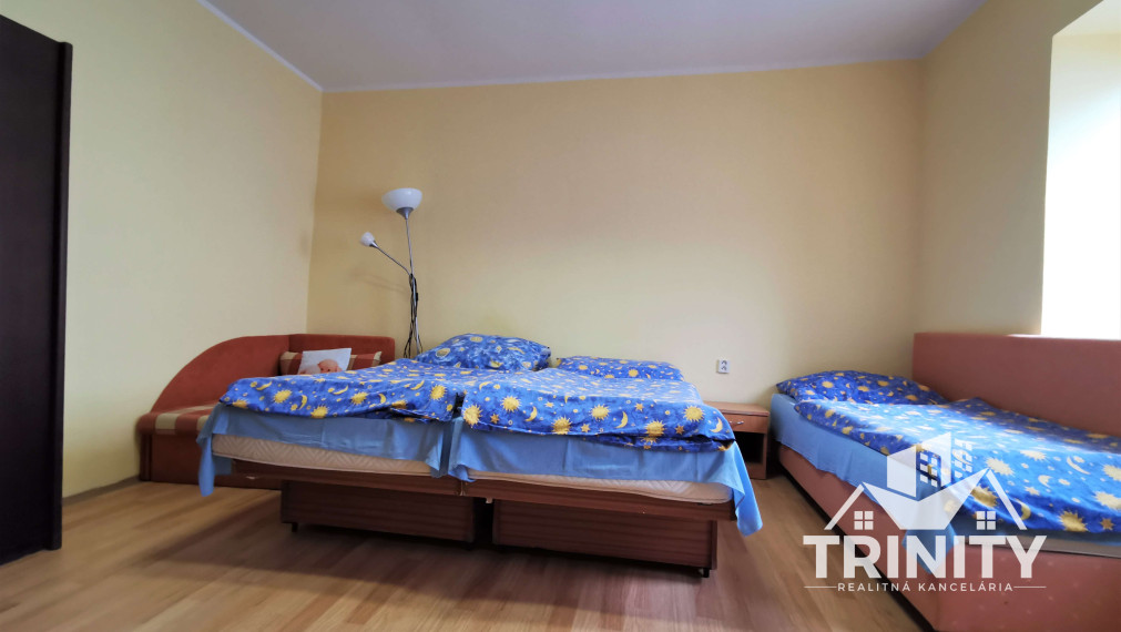 Na predaj 4-izbový rodinný dom v obci Trávnica