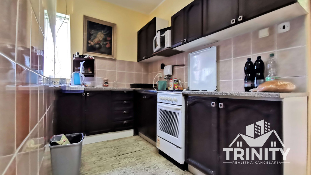 Na predaj 4-izbový rodinný dom v obci Trávnica