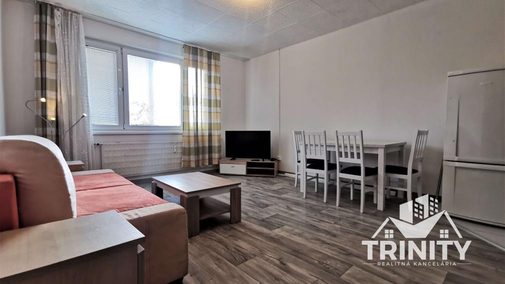 Na prenájom 2-izbový byt na sídlisku Juh v Nových Zámkoch