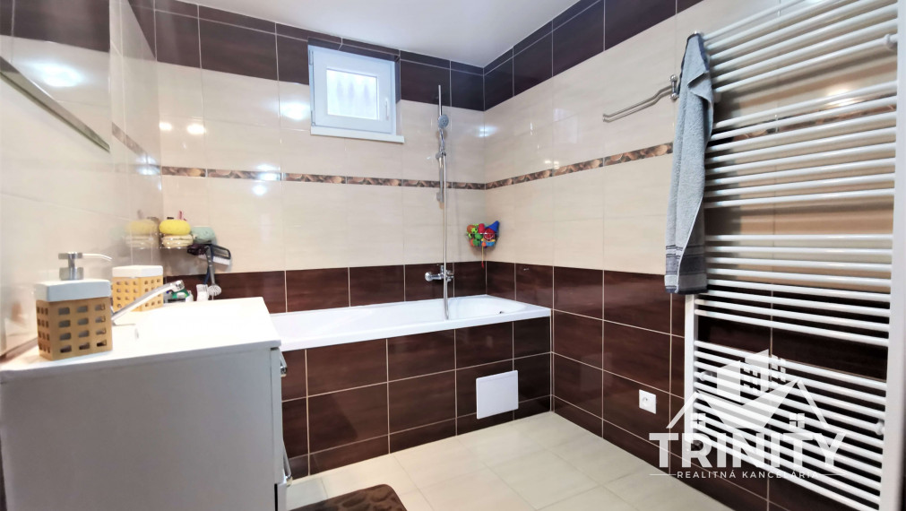 Na predaj 3-izbový rodinný dom v meste Šurany, 3D obhliadka