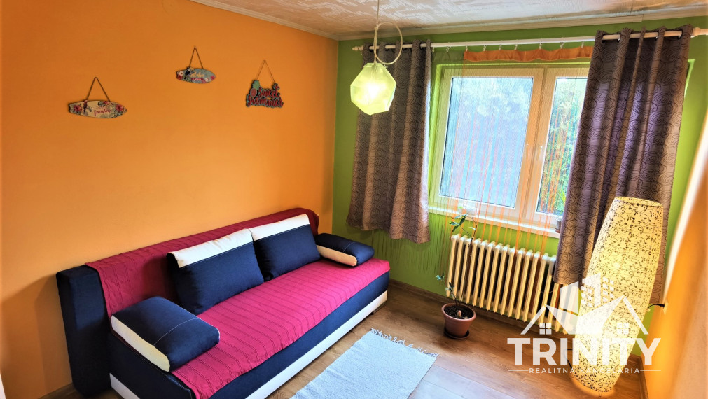 NA PREDAJ 3-izbový rodinný dom s veľkým pozemkom v obci Jatov