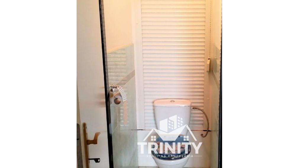 Na prenájom 2-izbový byt v Nových Zámkoch