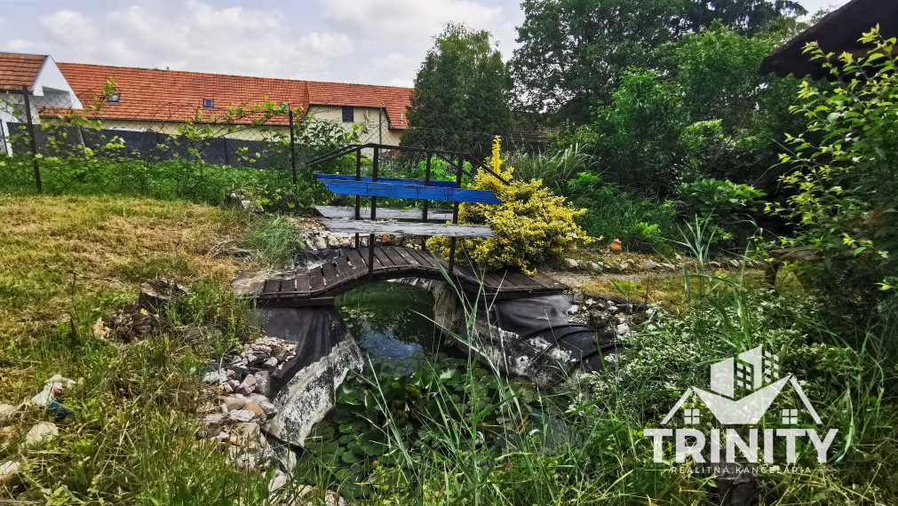 Na predaj apartmánový rodinný dom v obci Podhájska
