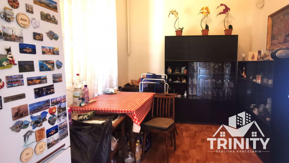 Na predaj tehlový rodinný dom v meste Nové Zámky, 3D prehliadka