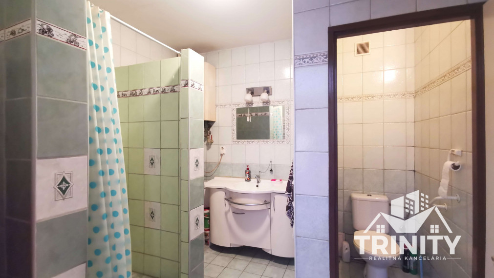 Na predaj tehlový rodinný dom v meste Nové Zámky, 3D prehliadka