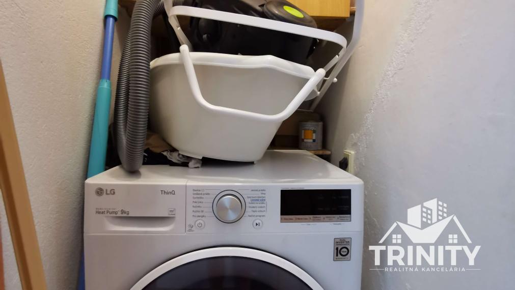 Na predaj 6-izbový priestranný dvojpodlažný rodinný dom v Nových Zámkoch