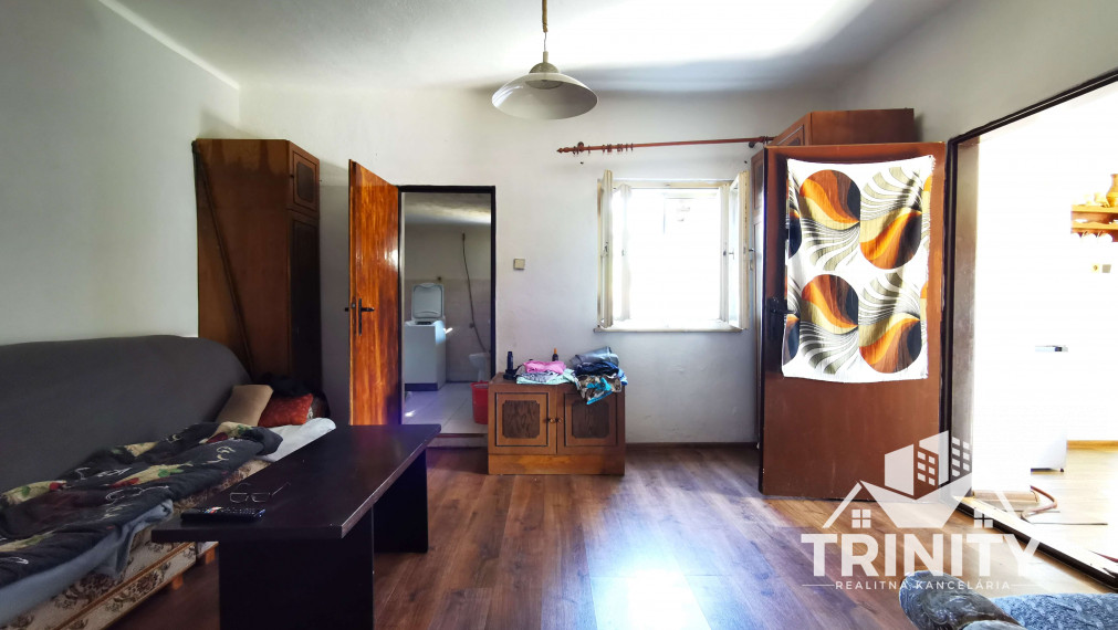 Na predaj 3-izbový rodinný dom v meste Šurany