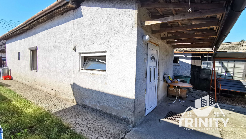 Na predaj 3-izbový rodinný dom v meste Šurany