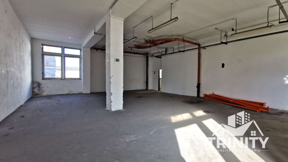 Na prenájom skladové priestory v meste Šurany