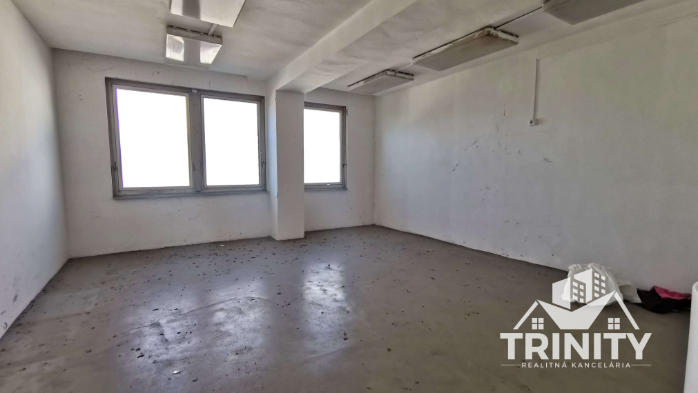 Na prenájom skladové priestory v meste Šurany