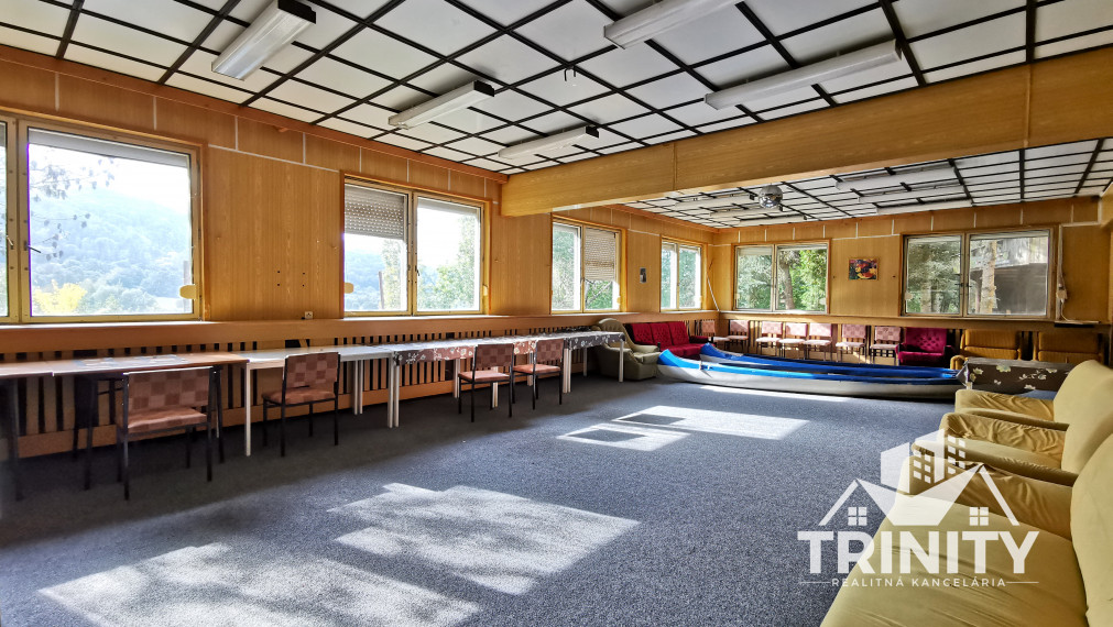 Na predaj Rekreačný poschodový objekt - Zvolen časť Môťová