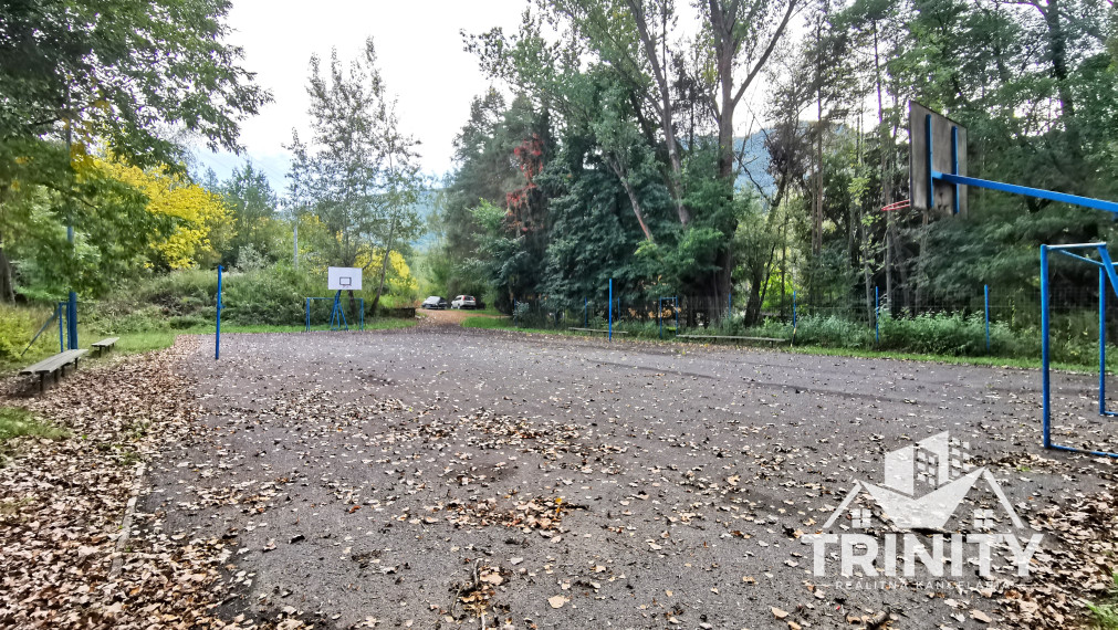 Na predaj Rekreačný poschodový objekt - Zvolen časť Môťová