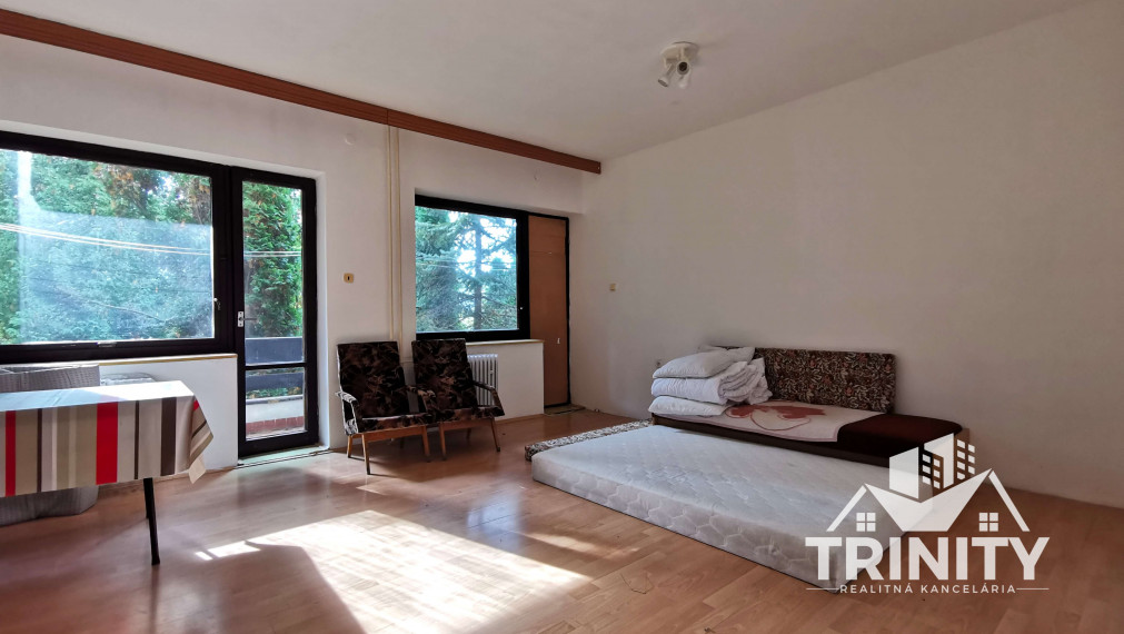 Na predaj Rekreačný poschodový objekt - Zvolen časť Môťová