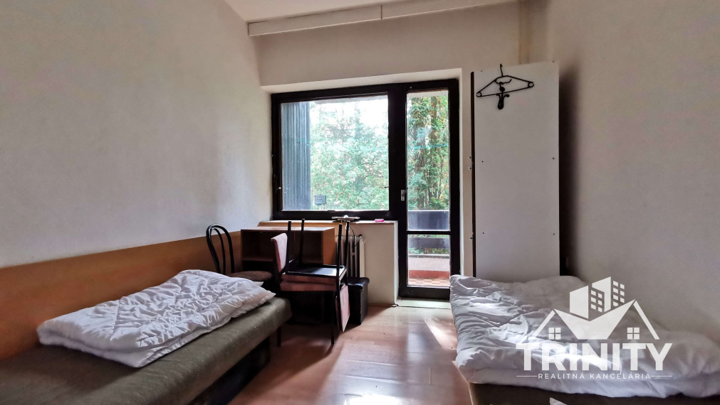 Na predaj Rekreačný poschodový objekt - Zvolen časť Môťová