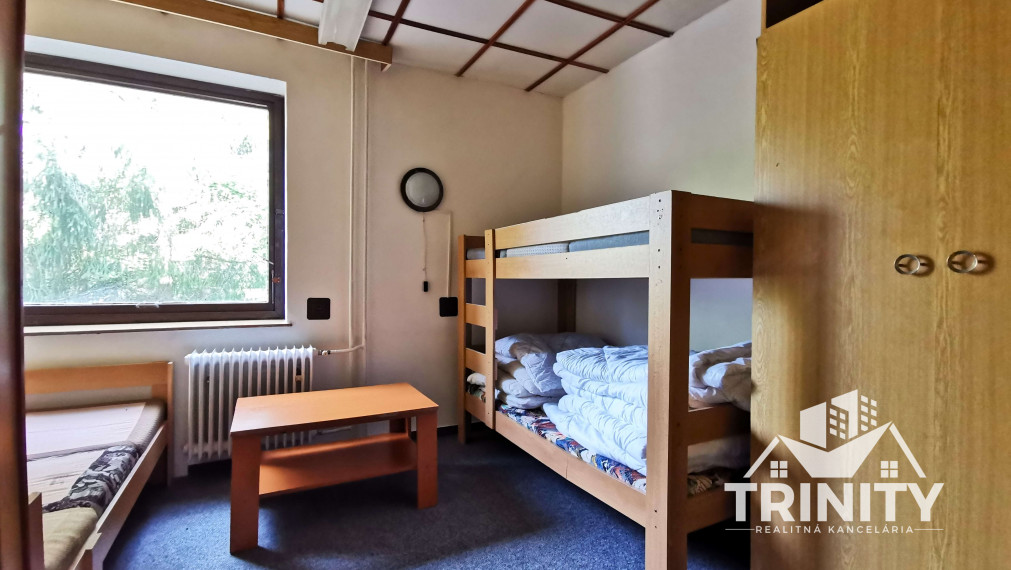 Na predaj Rekreačný poschodový objekt - Zvolen časť Môťová