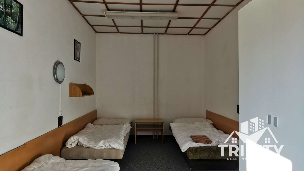 Na predaj Rekreačný poschodový objekt - Zvolen časť Môťová