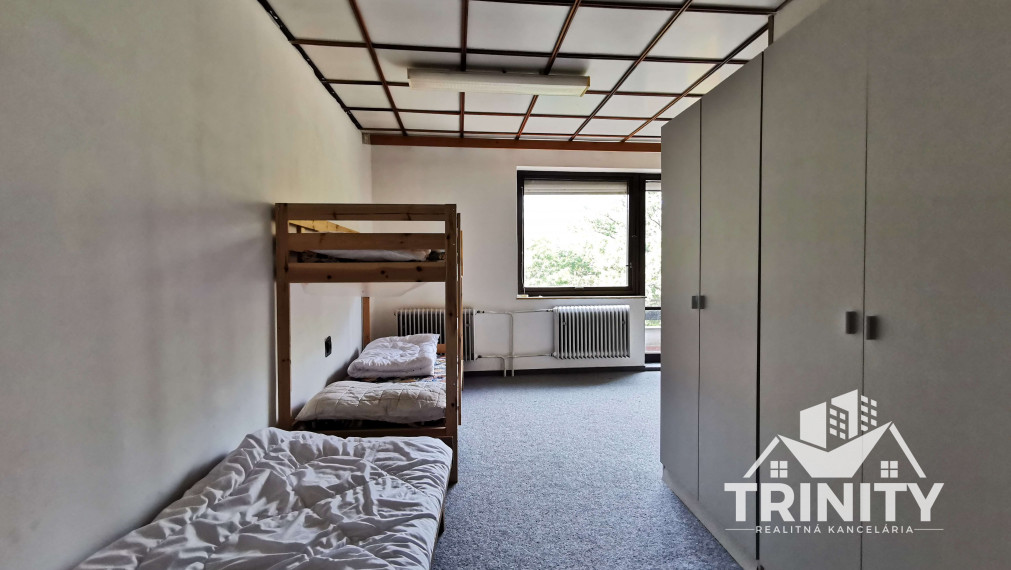 Na predaj Rekreačný poschodový objekt - Zvolen časť Môťová