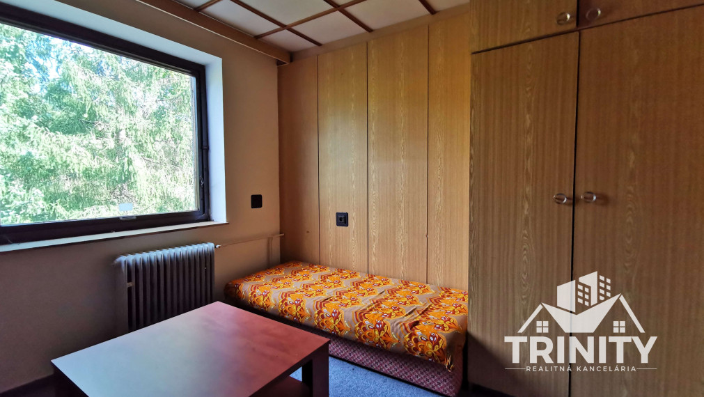 Na predaj Rekreačný poschodový objekt - Zvolen časť Môťová