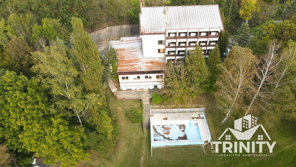 Na predaj Rekreačný poschodový objekt - Zvolen časť Môťová