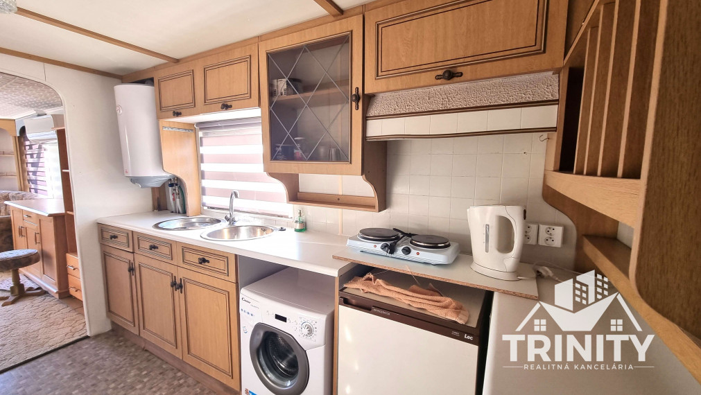 Exkluzívne - Na predaj mobilný dom s pozemkom v obci Pribeta