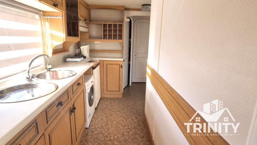 Exkluzívne - Na predaj mobilný dom s pozemkom v obci Pribeta