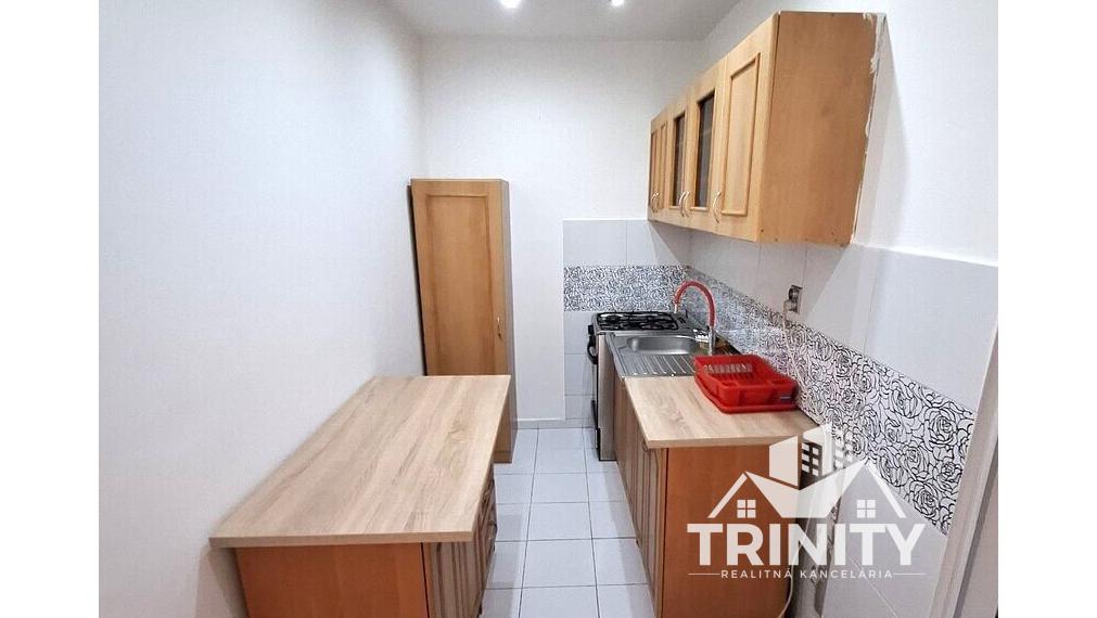 Na predaj 3-izbový byt s balkónom v meste Nové Zámky