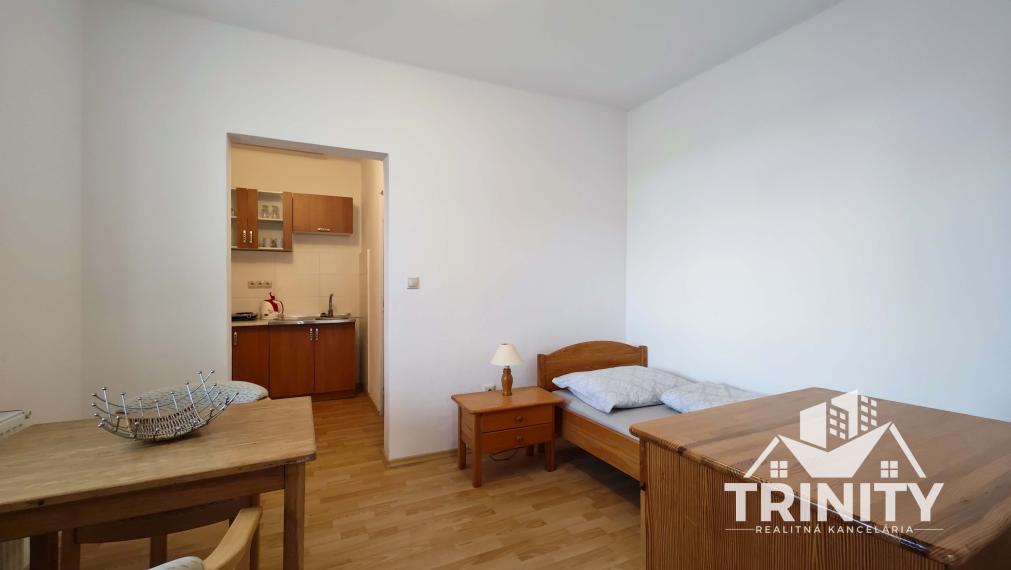 Na predaj 4-izbový rodinný dom v obci Podhájska, 3D prehliadka