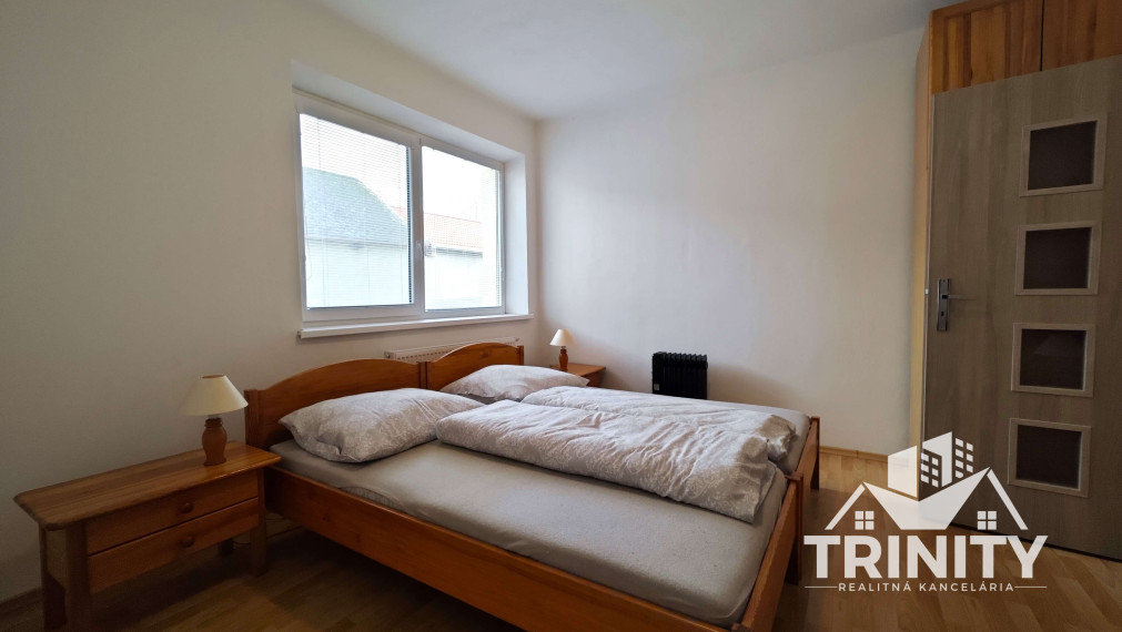 Na predaj 4-izbový rodinný dom v obci Podhájska, 3D prehliadka