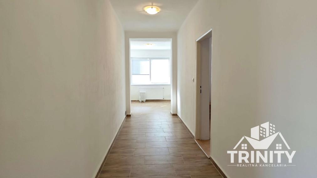 Na predaj 4-izbový rodinný dom v obci Podhájska, 3D prehliadka