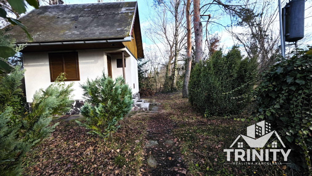 Na predaj murovaná chata v obci Uľany nad Žitavou